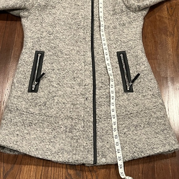 Calvin Klein Women’s Gray Wool Blend Asymmetrical Walker Coat - Picture 14 of 15